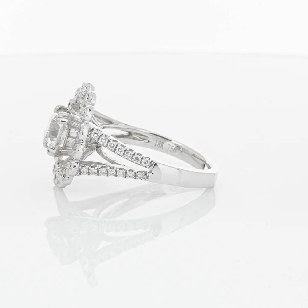 18ct White Gold Cushion Cut Diamond Ring