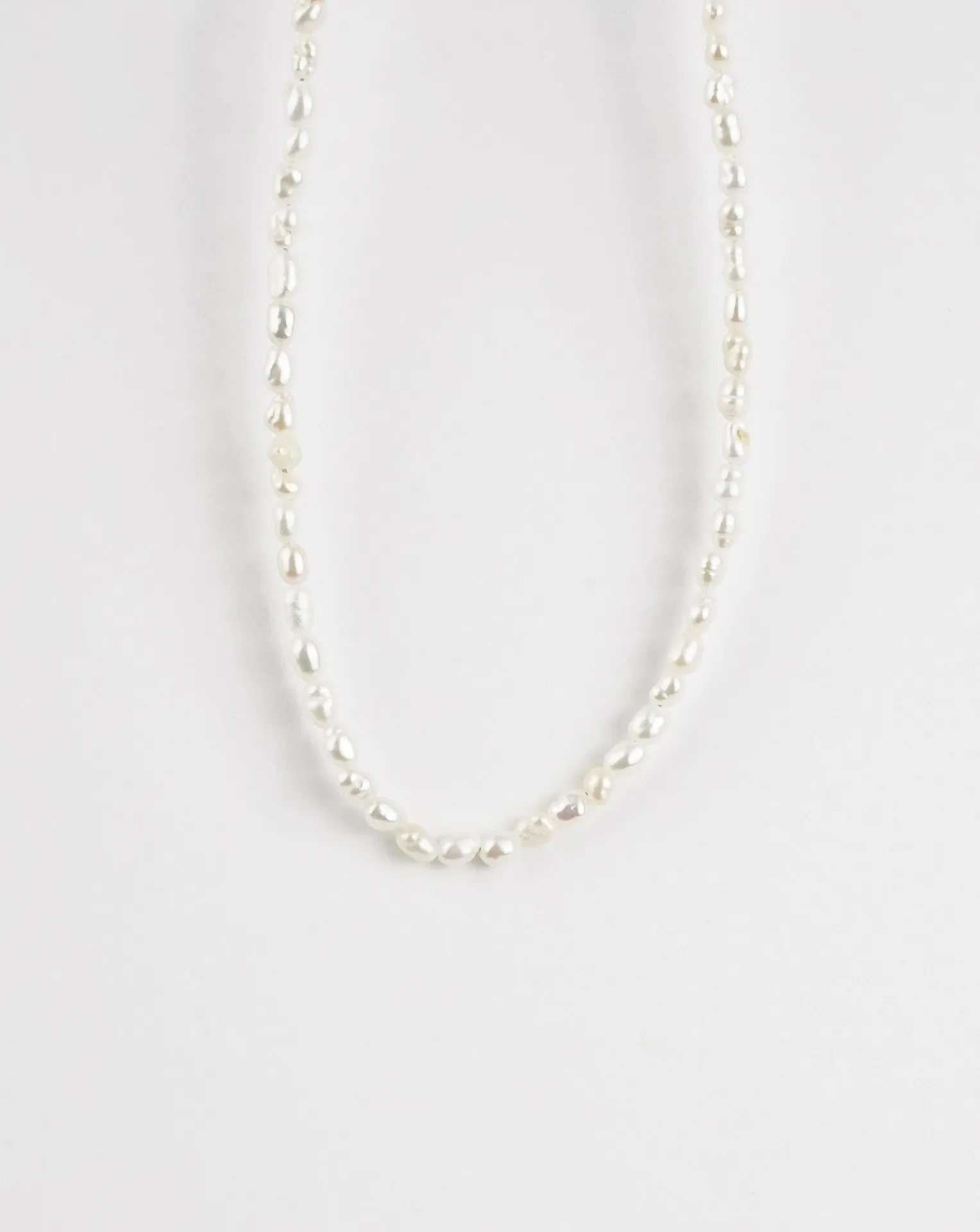 Classic Pearl Necklace - Timeless Elegance for Every Occasion