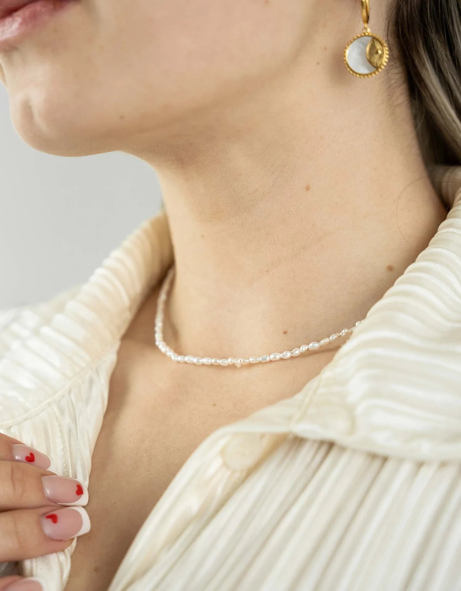 Classic Pearl Necklace - Timeless Elegance for Every Occasion