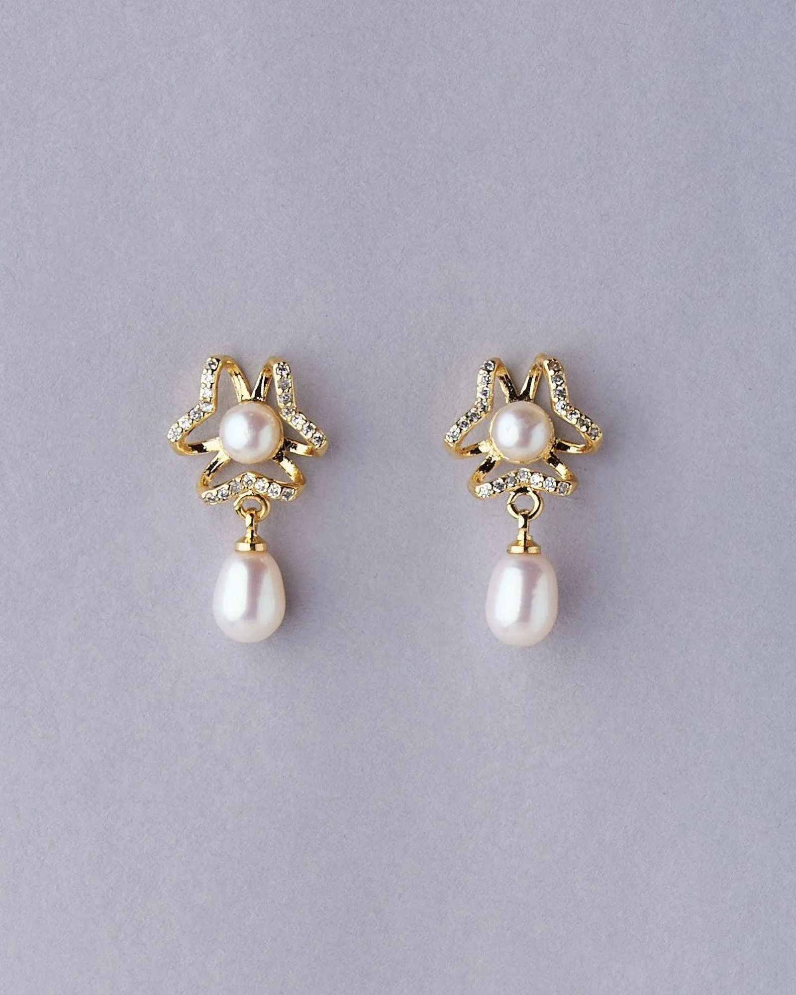 Delicate Stone Studded Pearl Earring