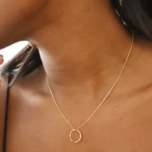 Hammered Halo Pendant Necklace in Gold