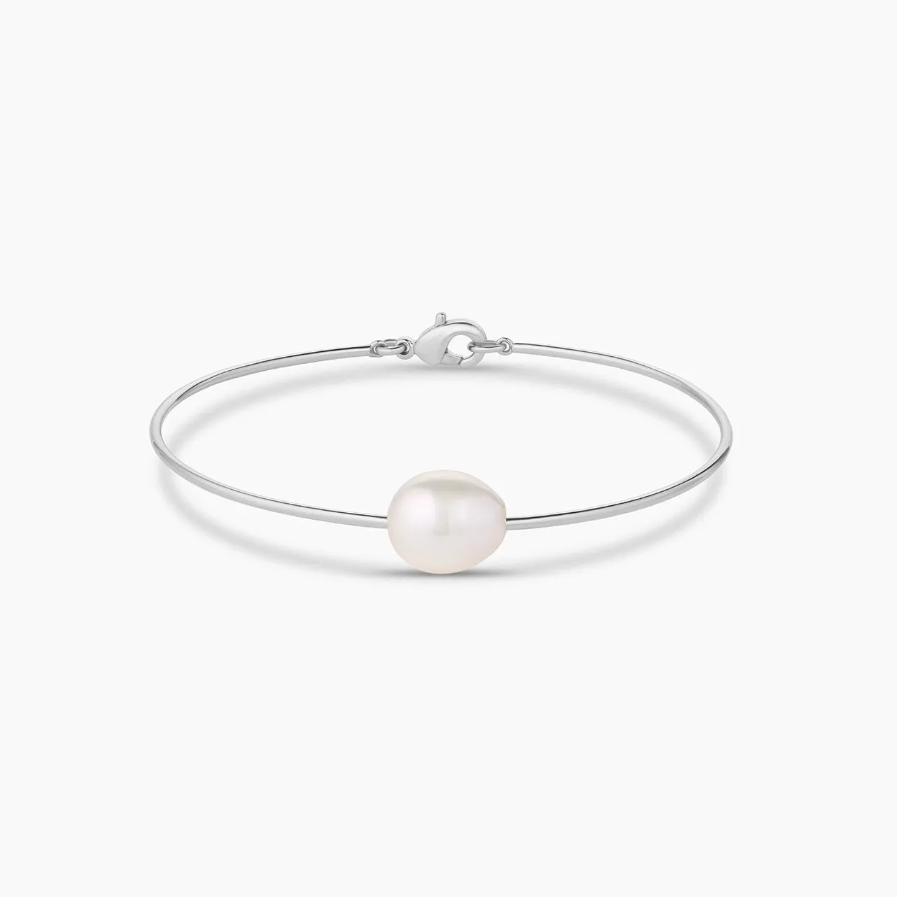 Isla Pearl Bangle Bracelet