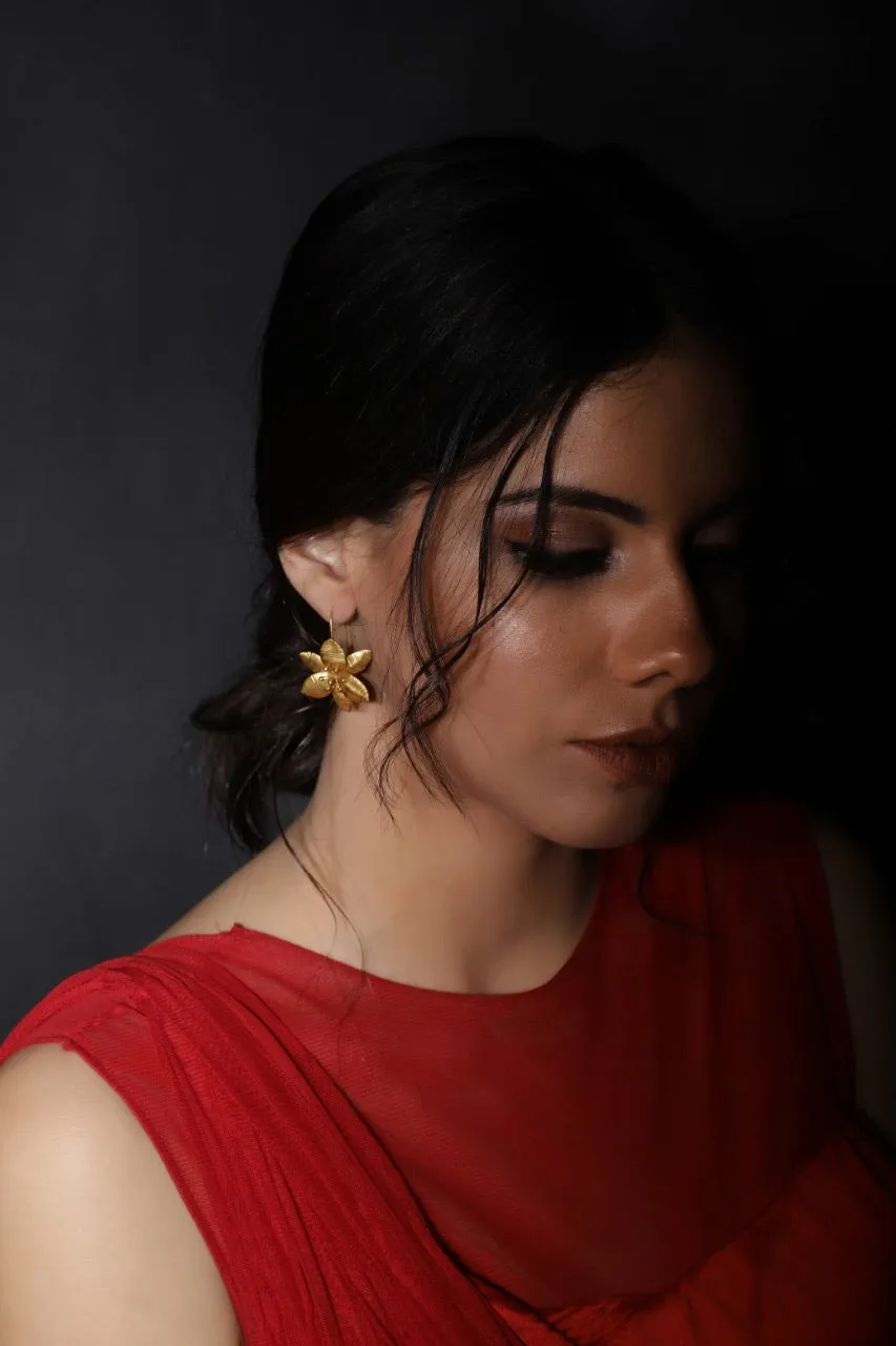 jewelry - berserk - gold plated lily loops