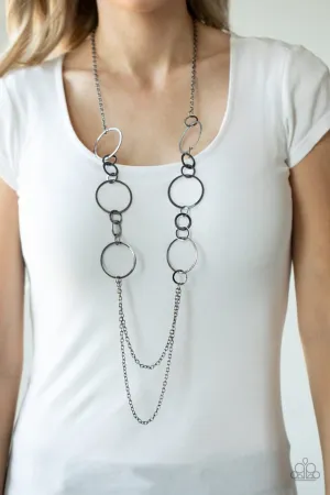 Paparazzi Necklace ~ Basic Babe - Black